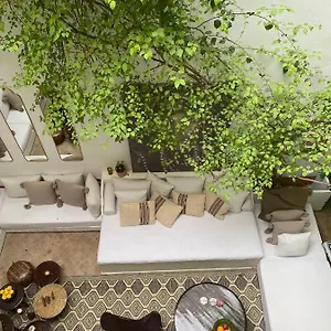 2* Riad Wabisabi